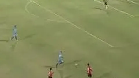 雷霆对决勇士：NBA常规赛巅峰对决，焦点战一触即发！